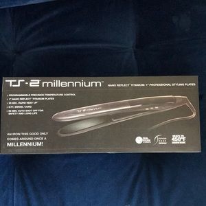 Brand new unused TS-2 Millenium Hair Straightener